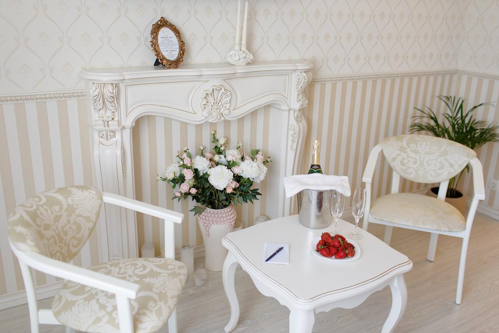 Royal Suite Apartment With Jacuzzi Soumy Extérieur photo