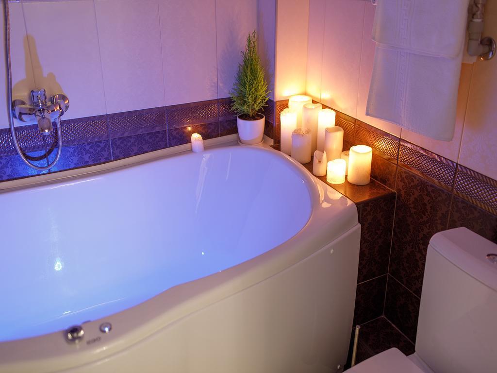 Royal Suite Apartment With Jacuzzi Soumy Extérieur photo