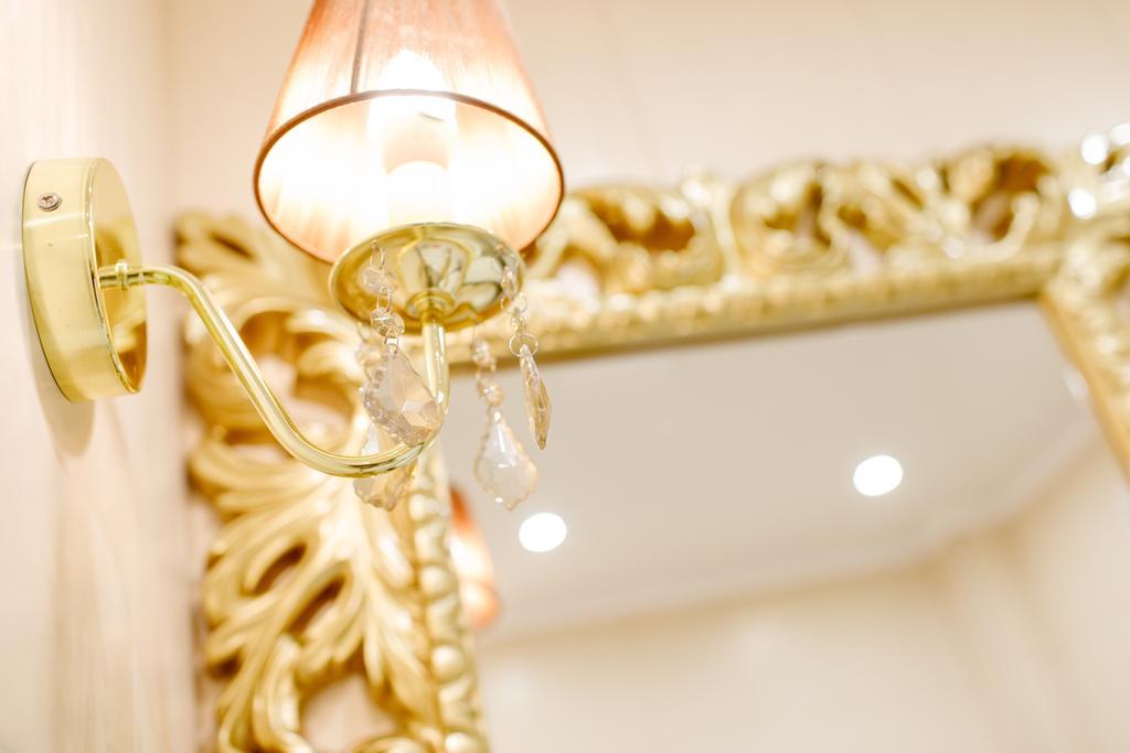 Royal Suite Apartment With Jacuzzi Soumy Extérieur photo